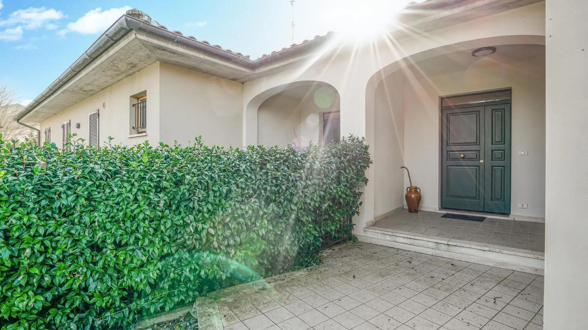 Amazing Home In Lucignano With Kitchen Holiday home