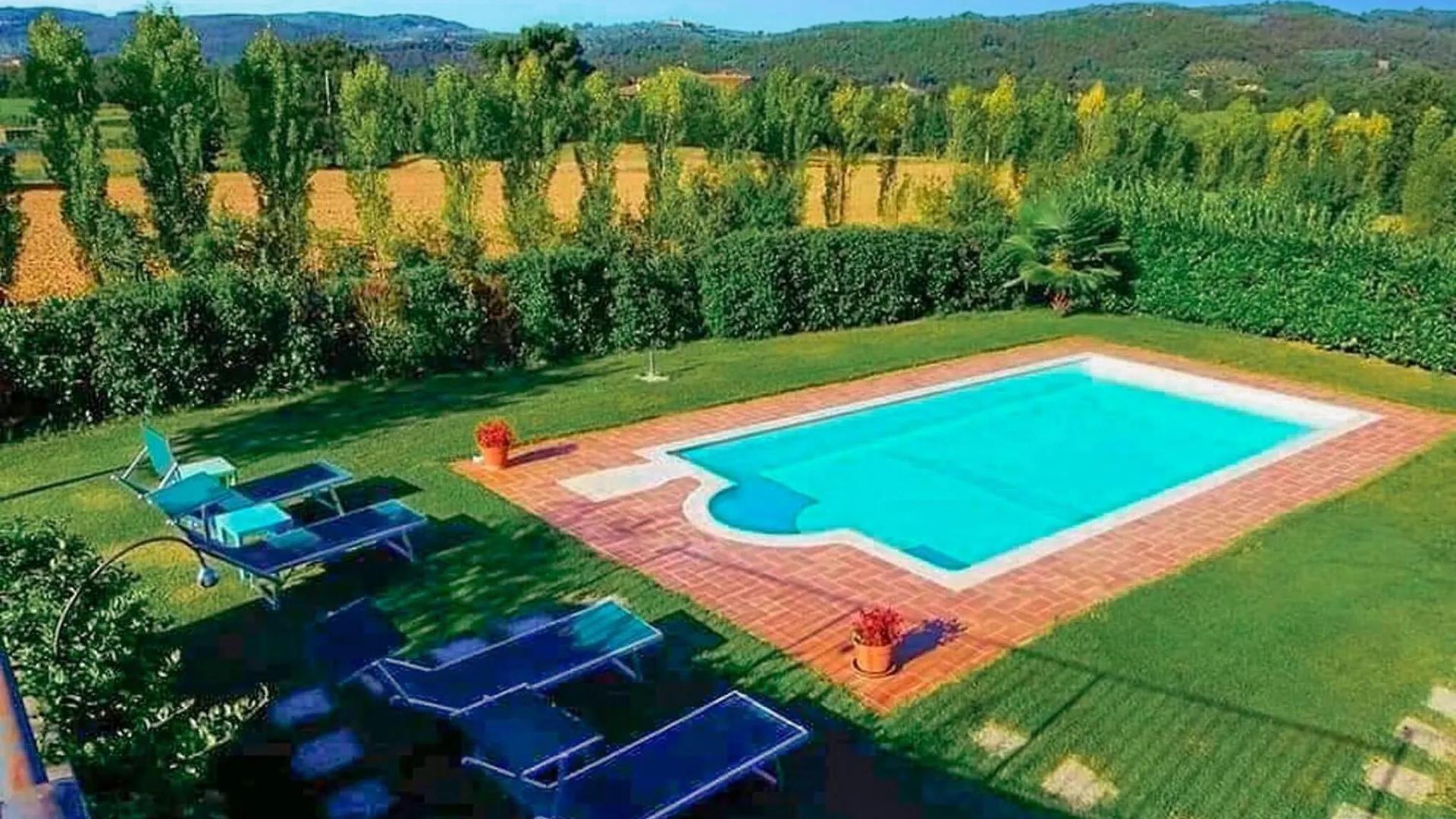 Amazing Home In Lucignano With Kitchen